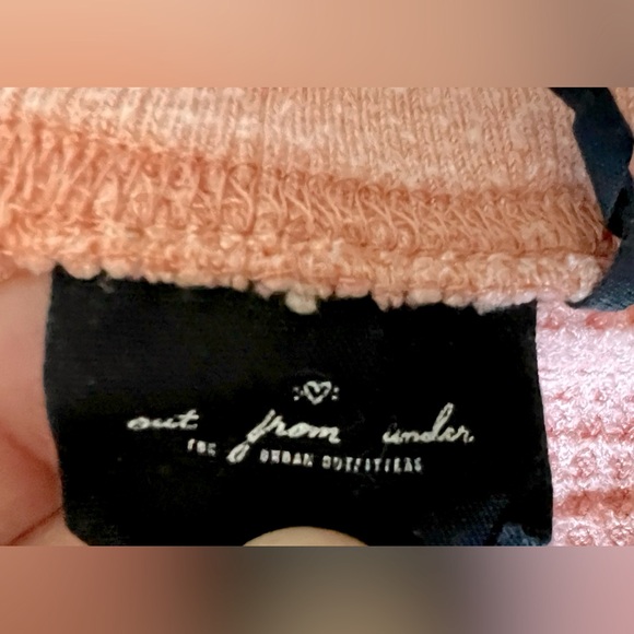 Out from Under peach cardigan - Picture 2 of 2